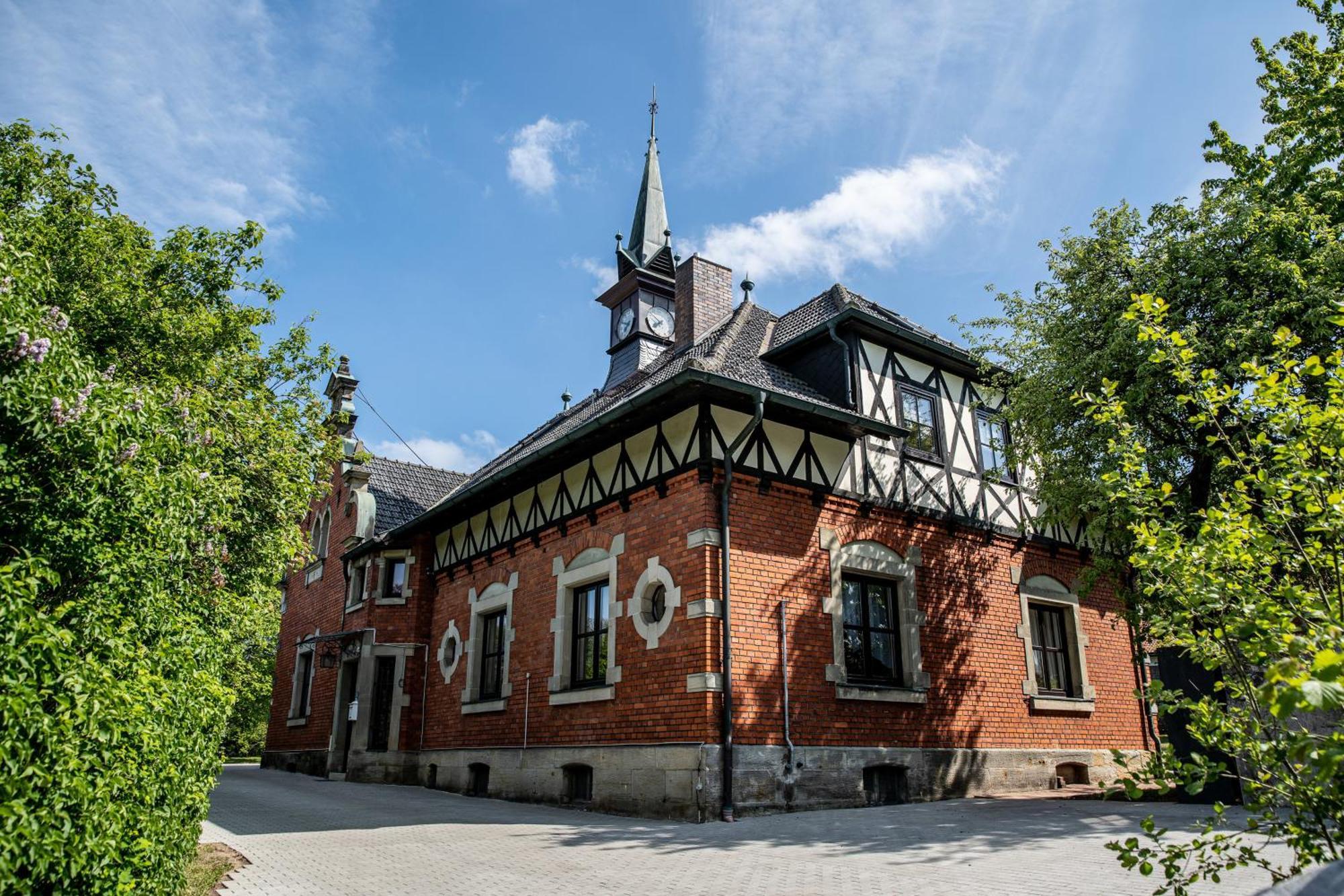 Alte Schule Spittelstein 1Og Links Lägenhet Rödental Exteriör bild