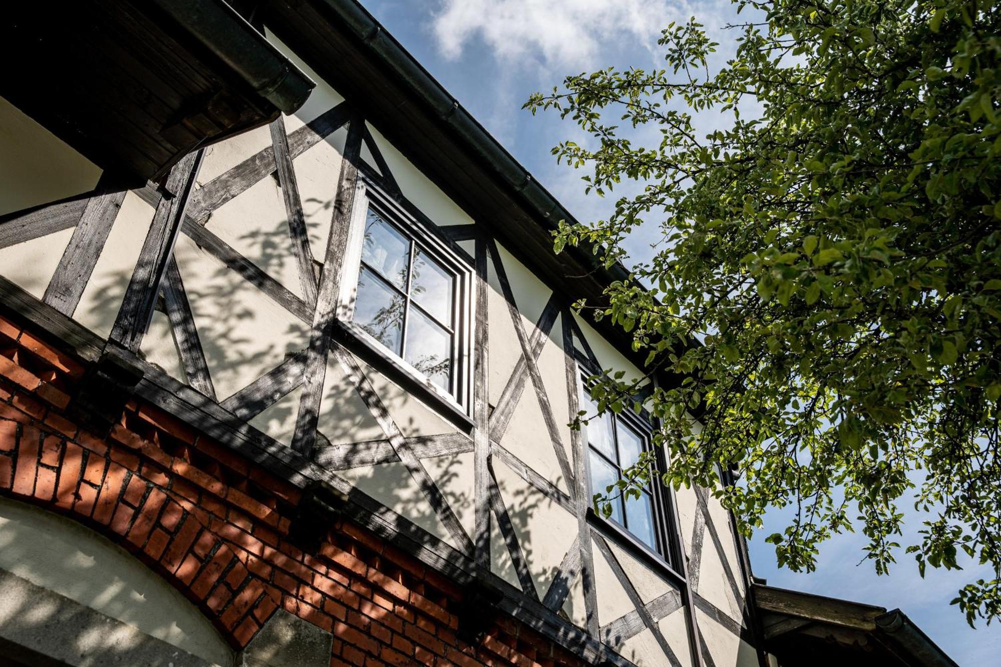 Alte Schule Spittelstein 1Og Links Lägenhet Rödental Exteriör bild